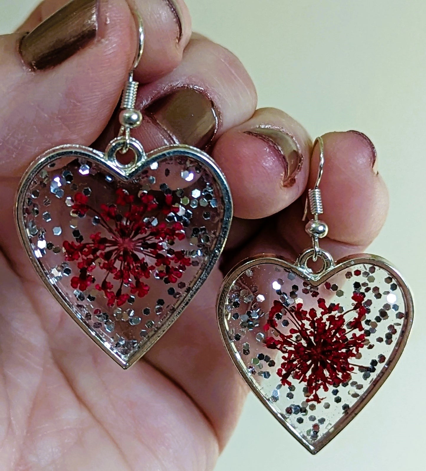 Red Queen Anne's Lace & Silver Glitter Heart Earrings