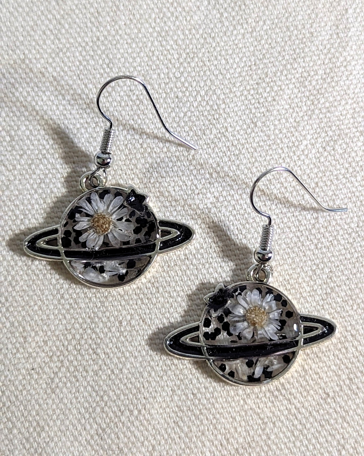 White Daisy & Black Glitter Saturn/Planet Earrings
