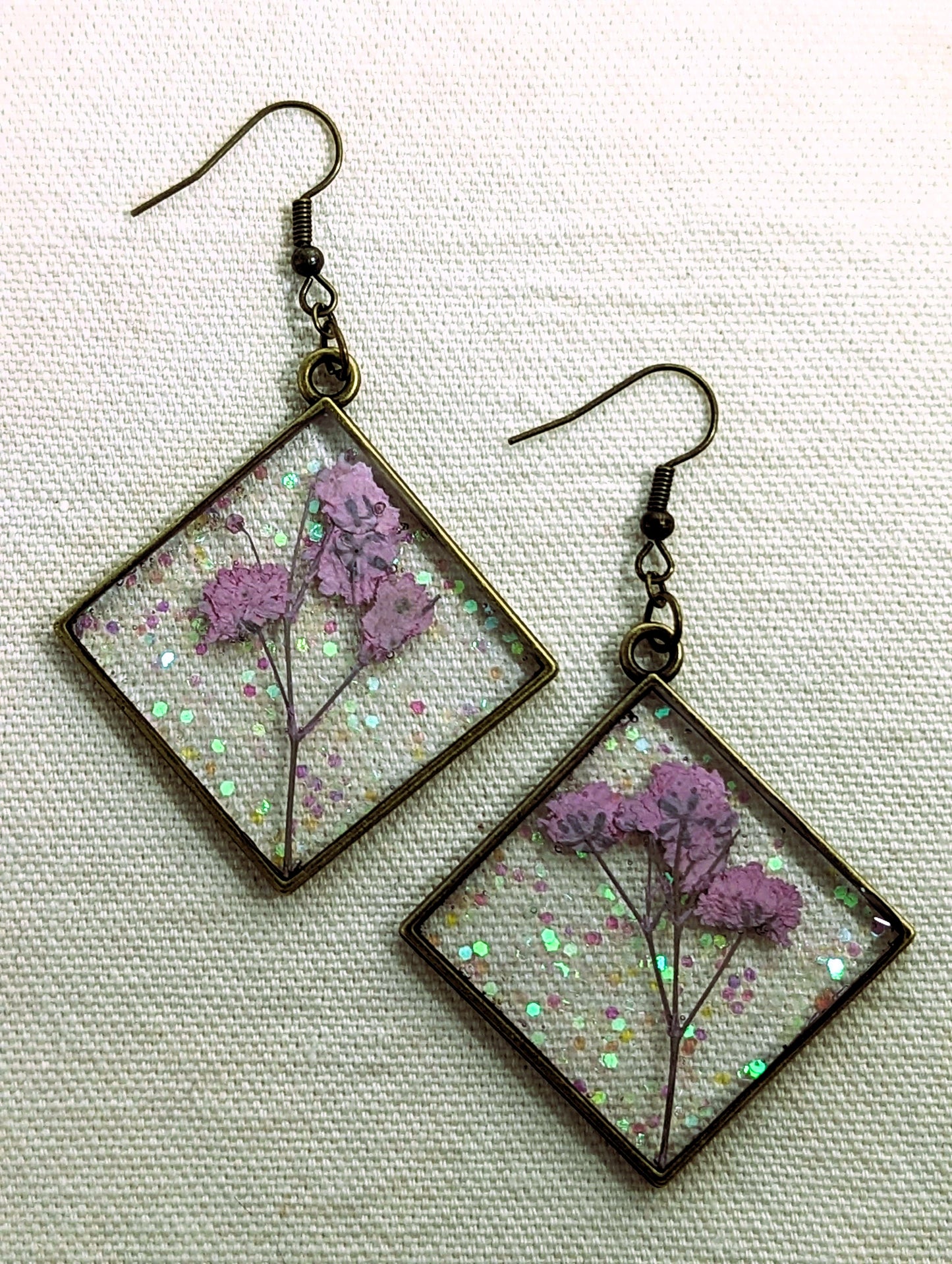 Pink Baby's Breath & Opalescent Glitter Square