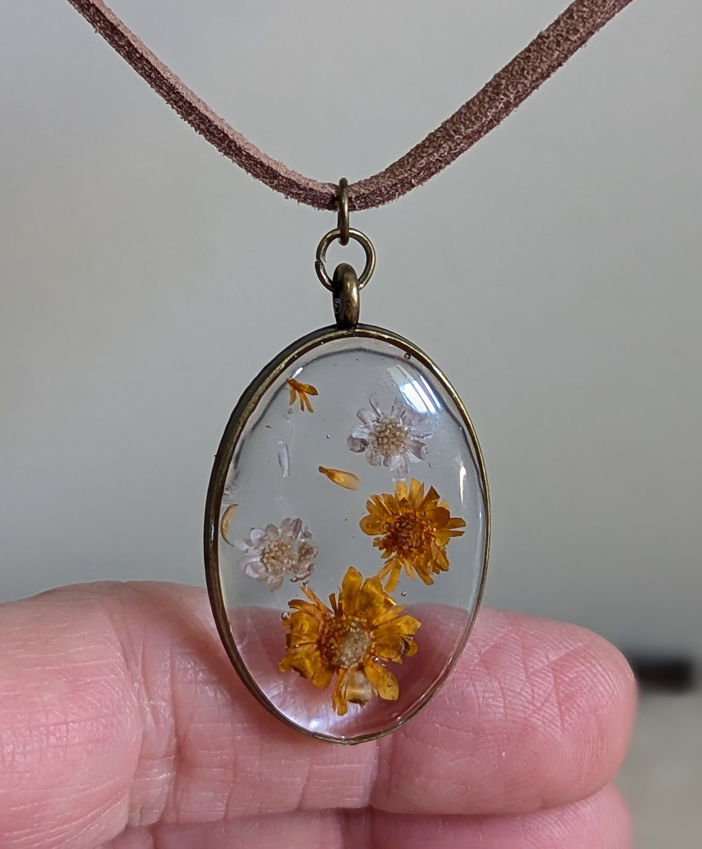 Orange & White Daisy Oval Necklace